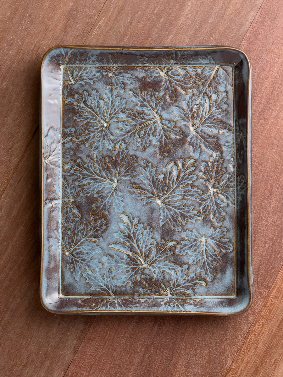 Leaf Motif Medium Platter 10" Blue Rutile